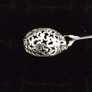 Sterling silver ring - size 7